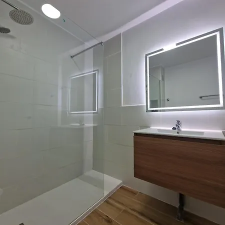 Appartement Ds Lealhomes, Patio And Terrace *