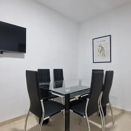 Ds Lealhomes, Patio And Terrace * Cordoue